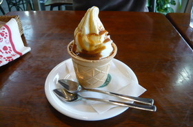 20081026_soft_serve_ice_cream.JPG
